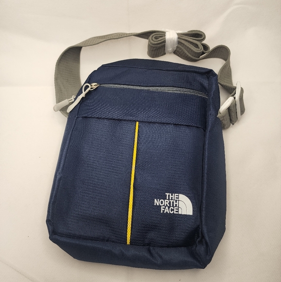 The North Face Navy Crossbody Bag - Picture 5 of 8